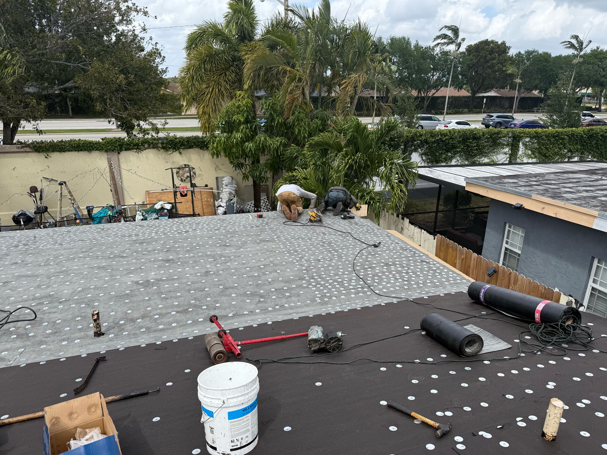Top construction and roofing new roof installation (1)