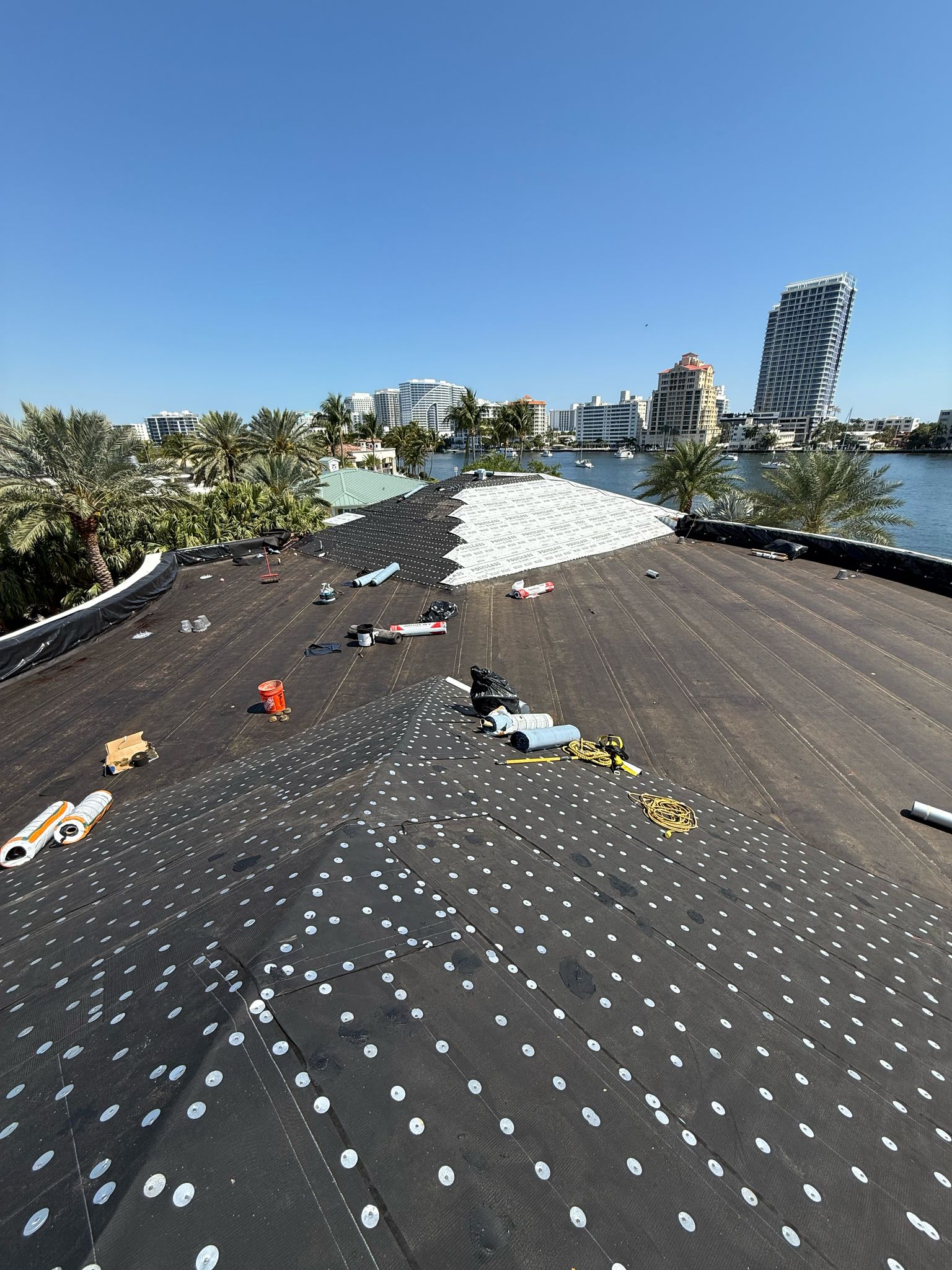 4 Best Roofing Materials for South Florida